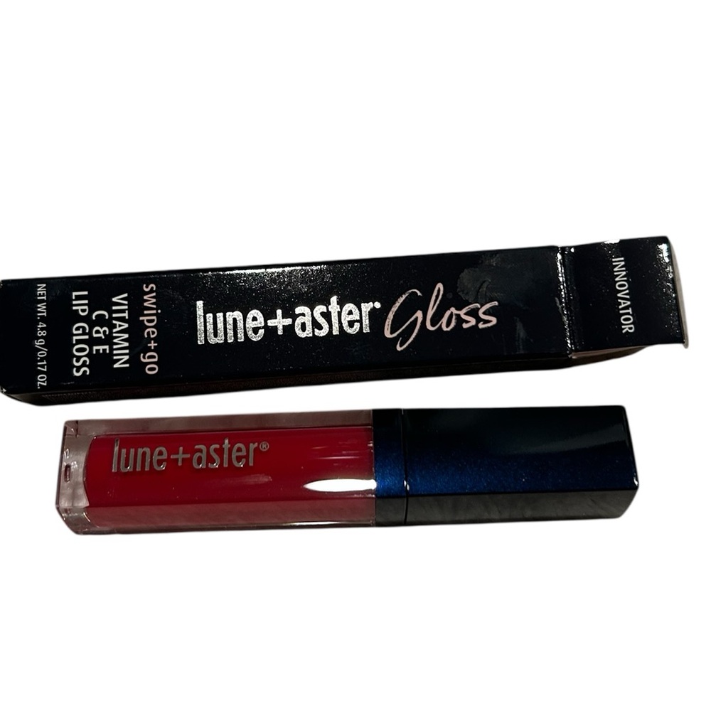 Lune + Aster Lip Gloss innovation
